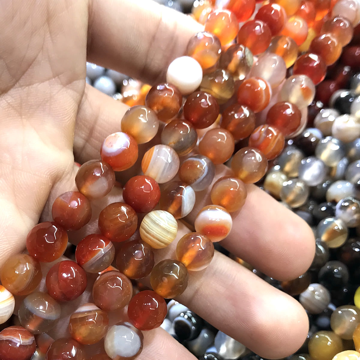 CAG1051 Banded Agate Beads Faceted Round 6mm 15" Strand