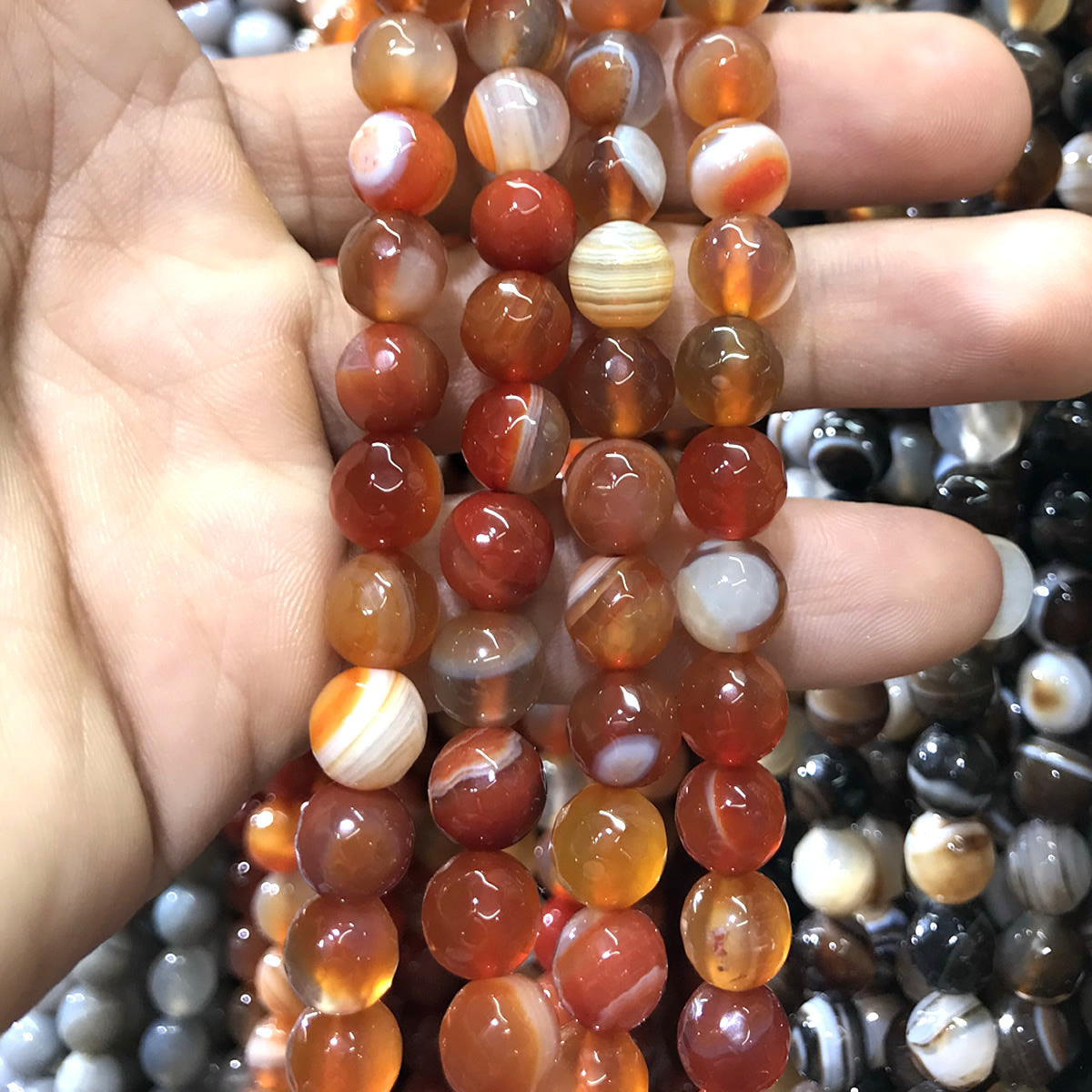 CAG1052 Banded Agate Beads Faceted Round 8mm 15" Strand