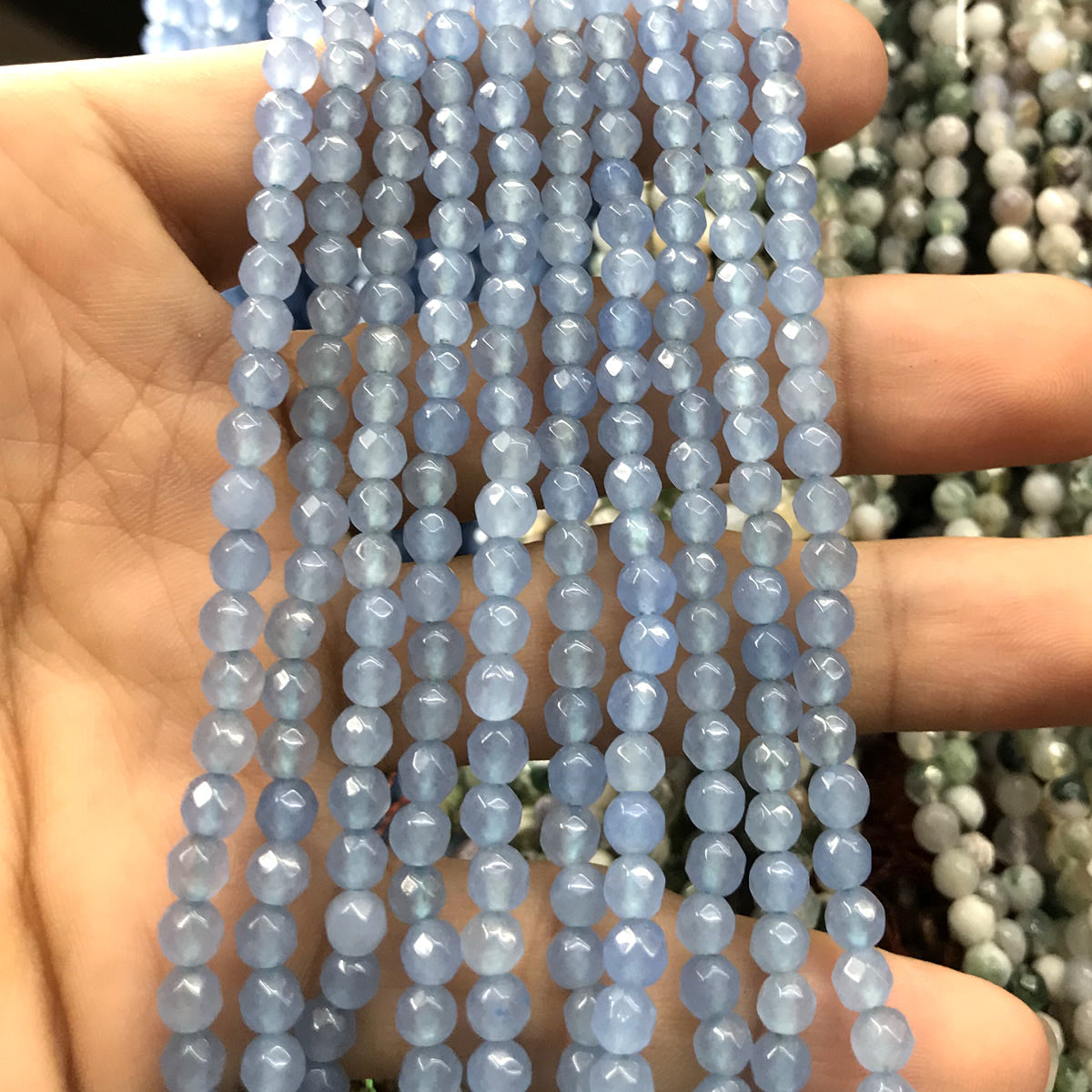 CAG1155 Blue Agate Beads Faceted Round 4mm 15" Strand