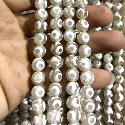 CAG441 White Tibetan Agate Beads Faceted Round 8mm 15" Strand