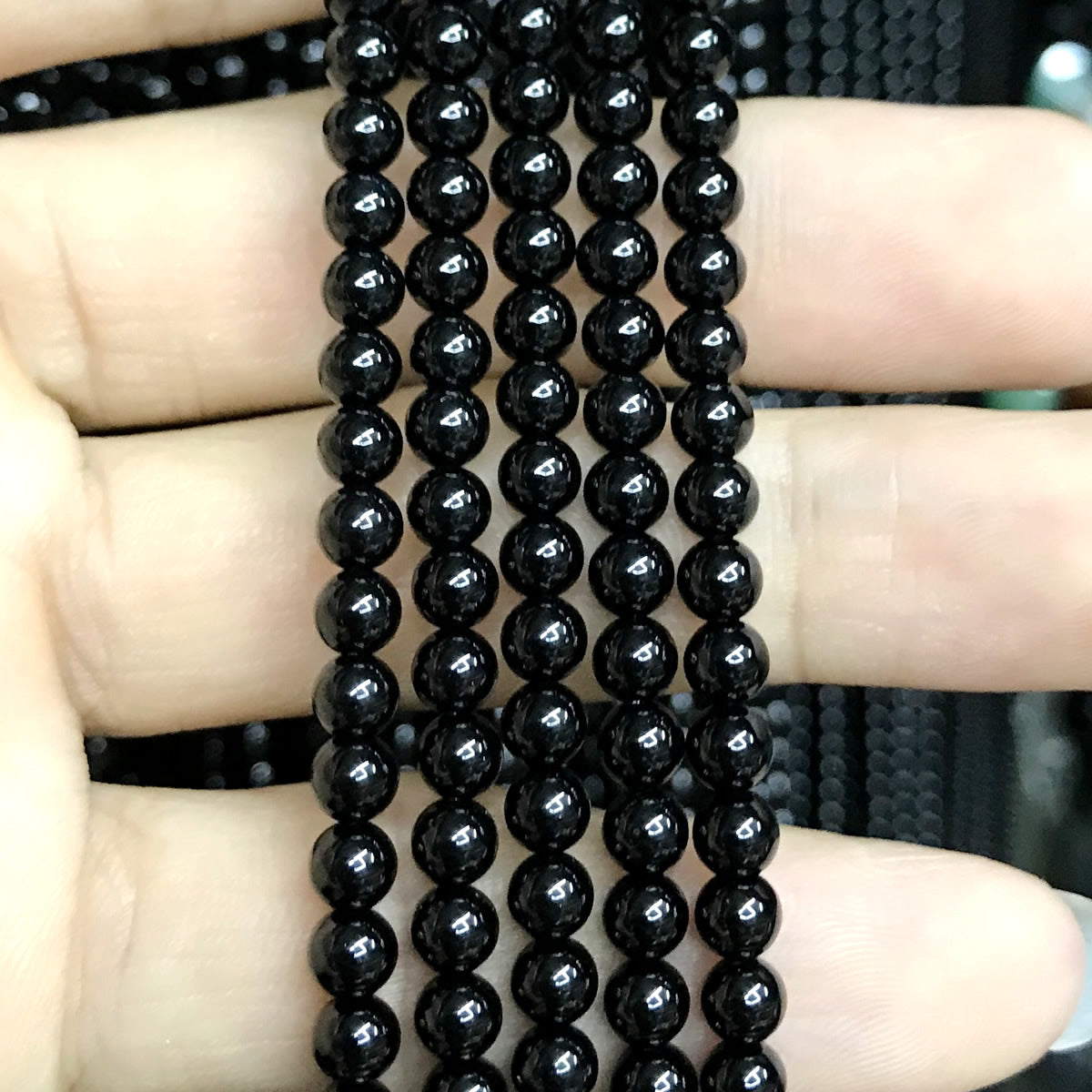 CAG493 Black Agate Beads Smooth Round 6mm 15" Strand