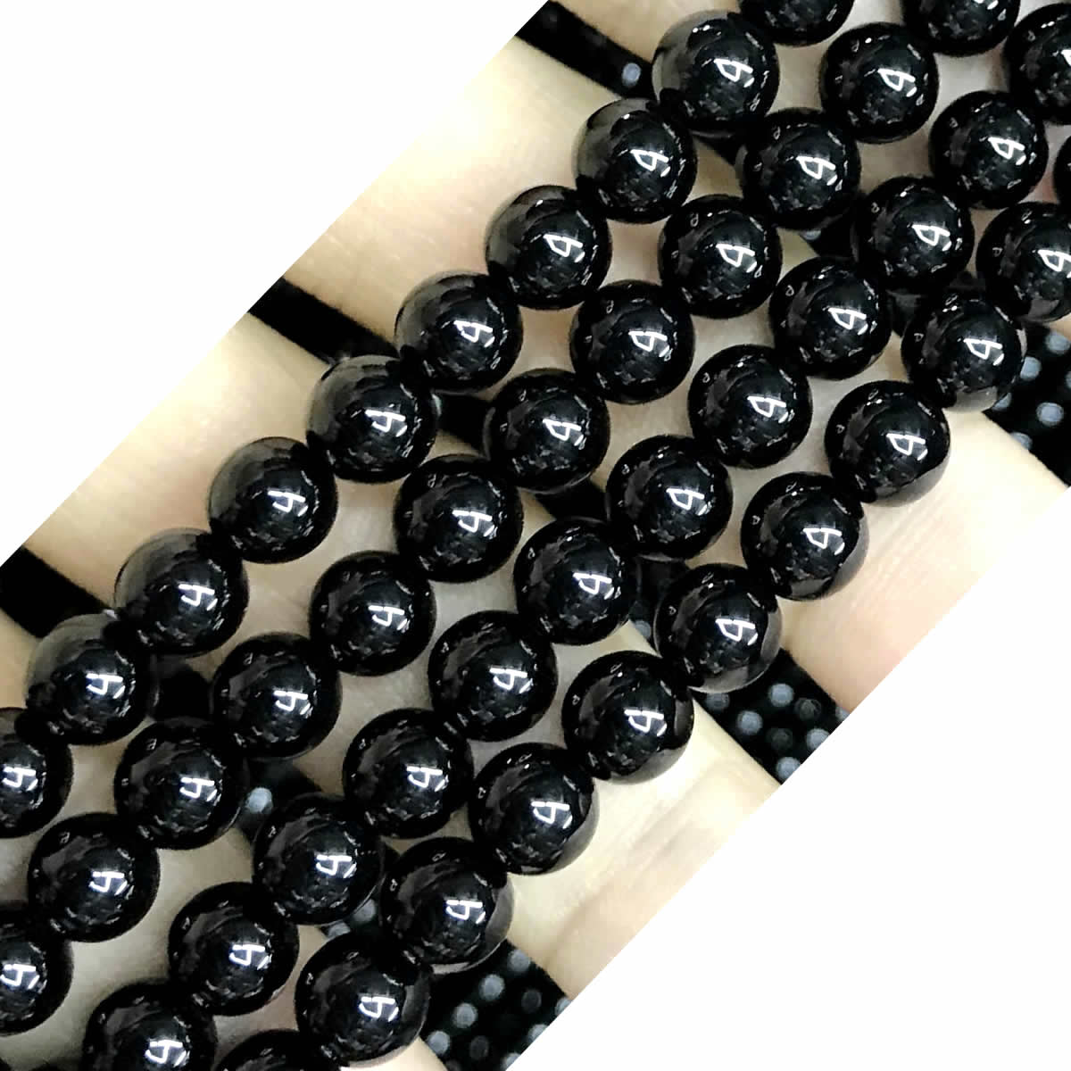 CAG494 Black Agate Beads Smooth Round 8mm 15" Strand