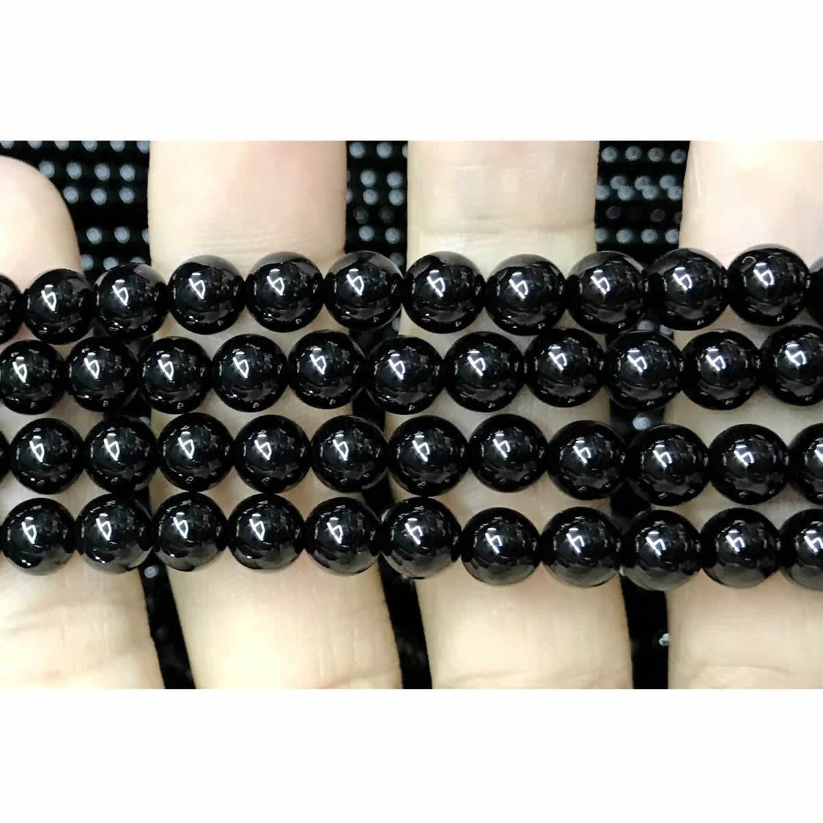 CAG494 Black Agate Beads Smooth Round 8mm 15" Strand