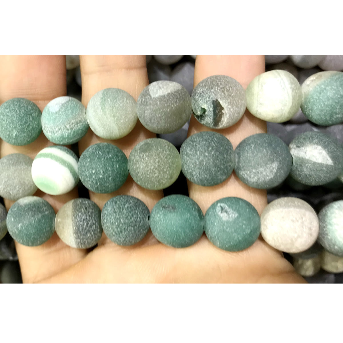 CAG629 Druzy Agate Beads Matte Round 14mm 15" Strand