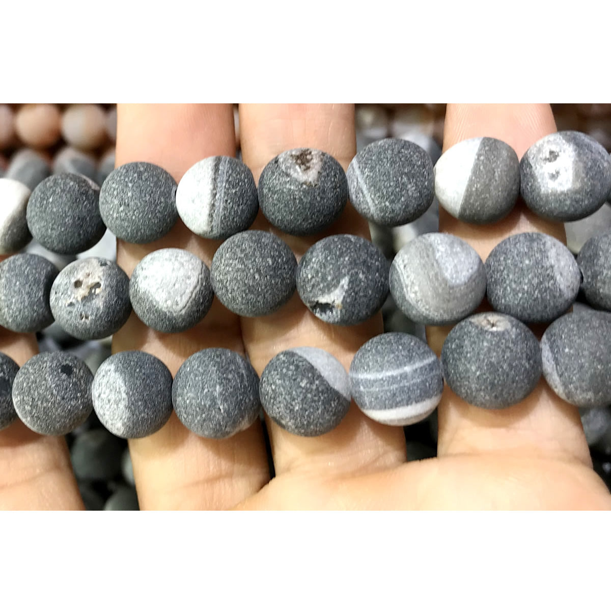 CAG630 Druzy Agate Beads Matte Round 14mm 15" Strand