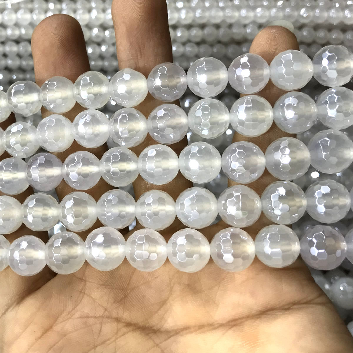 CAG762 White Agate Beads Electroplated Faceted Round 10mm 15" Strand