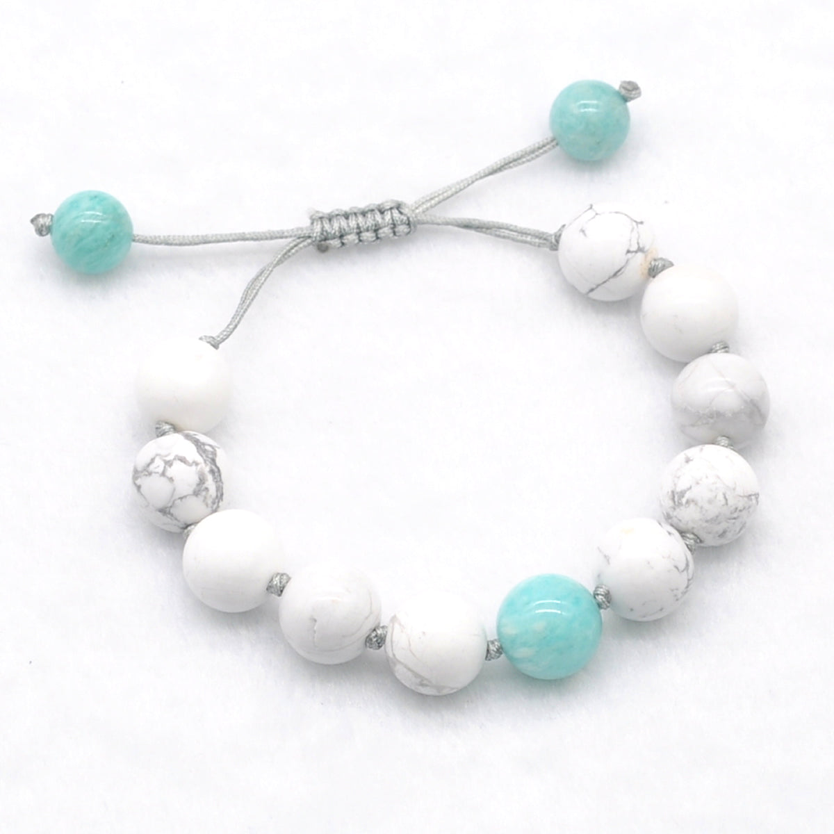 CGB311 White Howlite & Amazonite Adjustable Bracelet Round 12mm