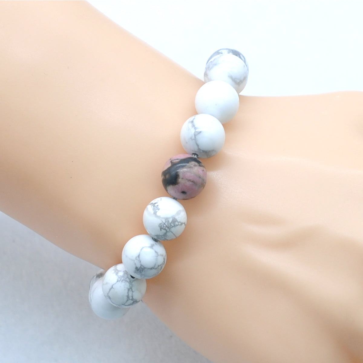 CGB315 White Howlite & Rhodonite Adjustable Bracelet Round 12mm