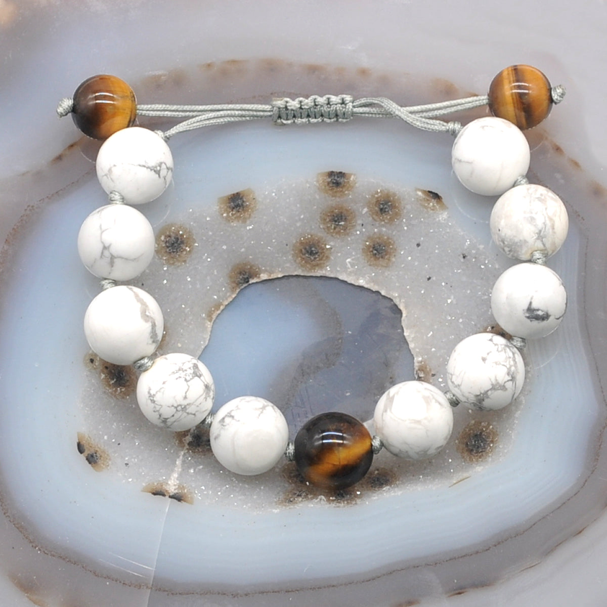 CGB316 White Howlite & Yellow Tiger Eye Adjustable Bracelet Round 12mm