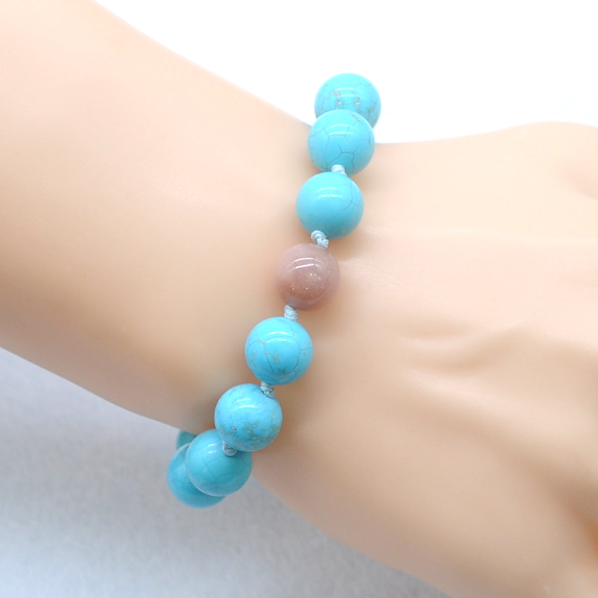 CGB355 Blue Howlite & Moonstone Adjustable Bracelet Round 12mm