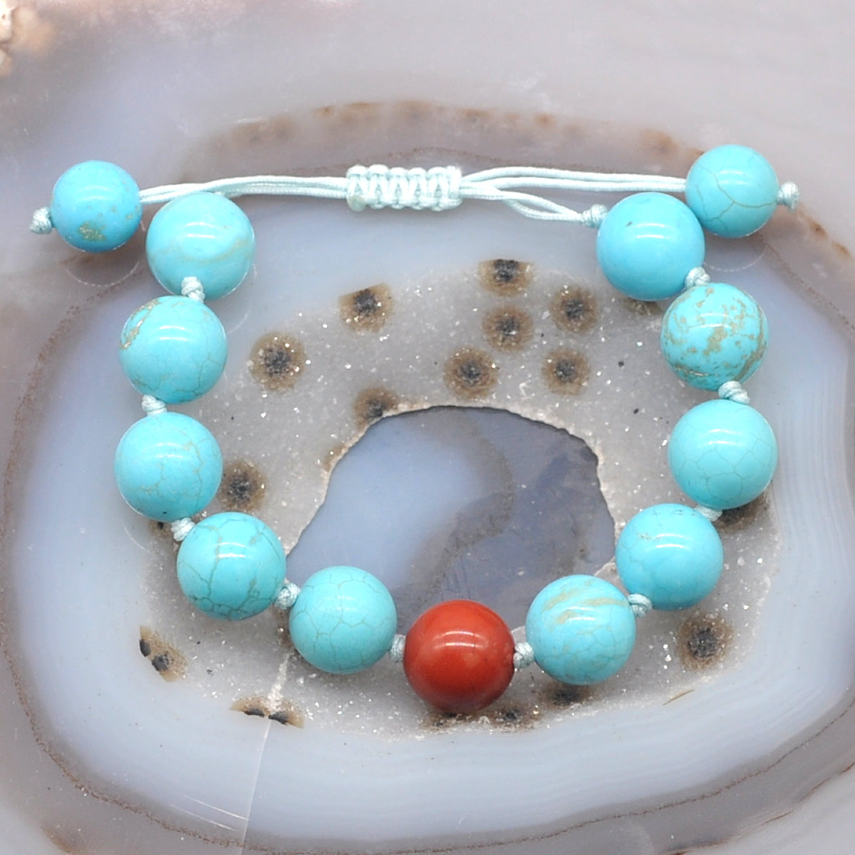 CGB362 Blue Howlite & Red Jasper Adjustable Bracelet Round 12mm