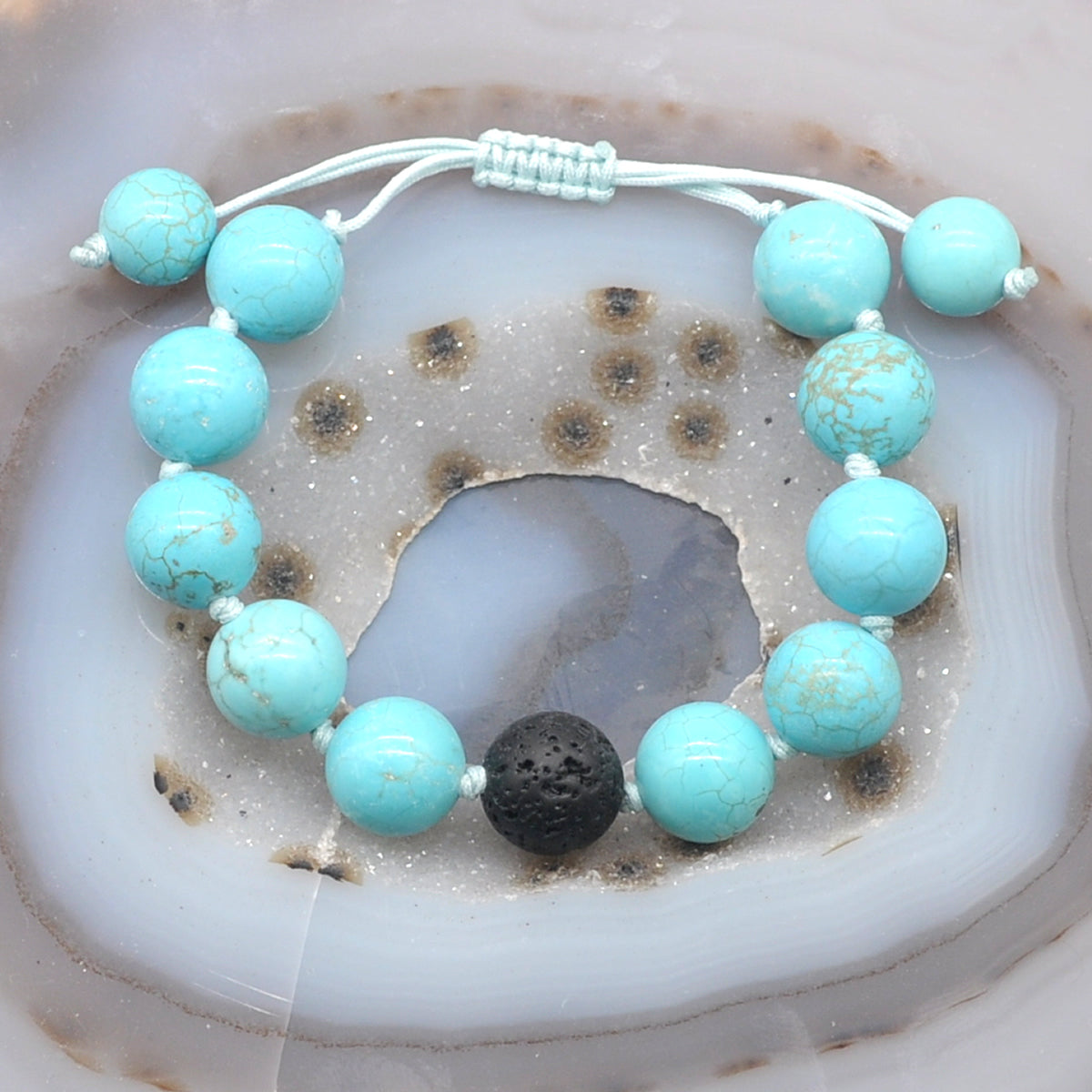 CGB365 Blue Howlite & Black Lava Adjustable Bracelet Round 12mm