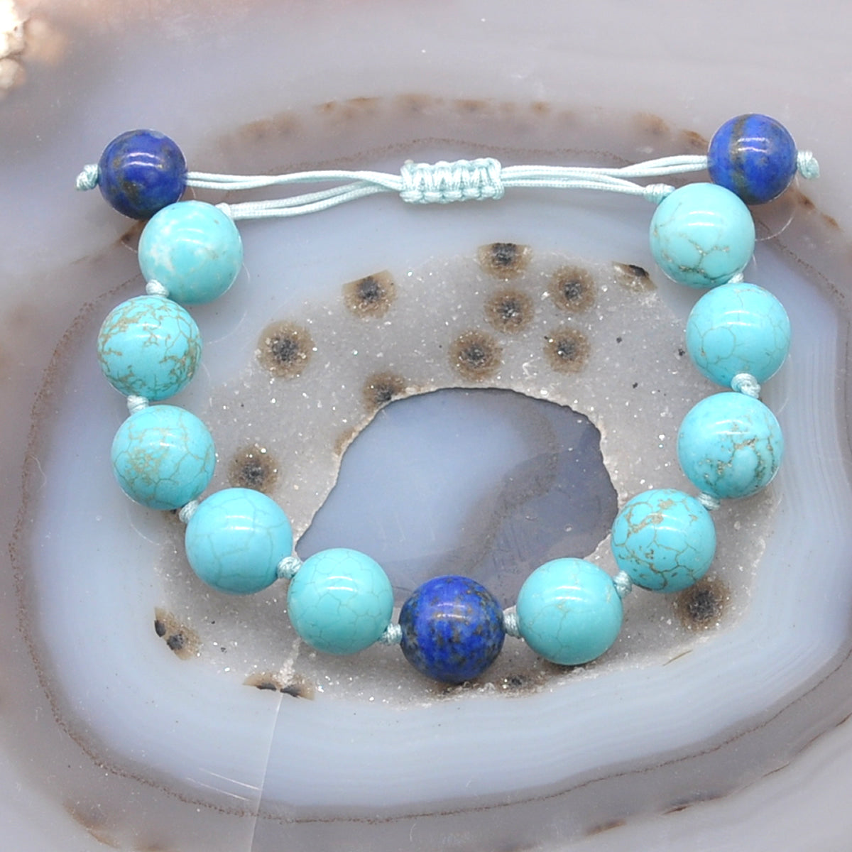 CGB373 Blue Howlite & Lapis Lazuli Adjustable Bracelet Round 12mm