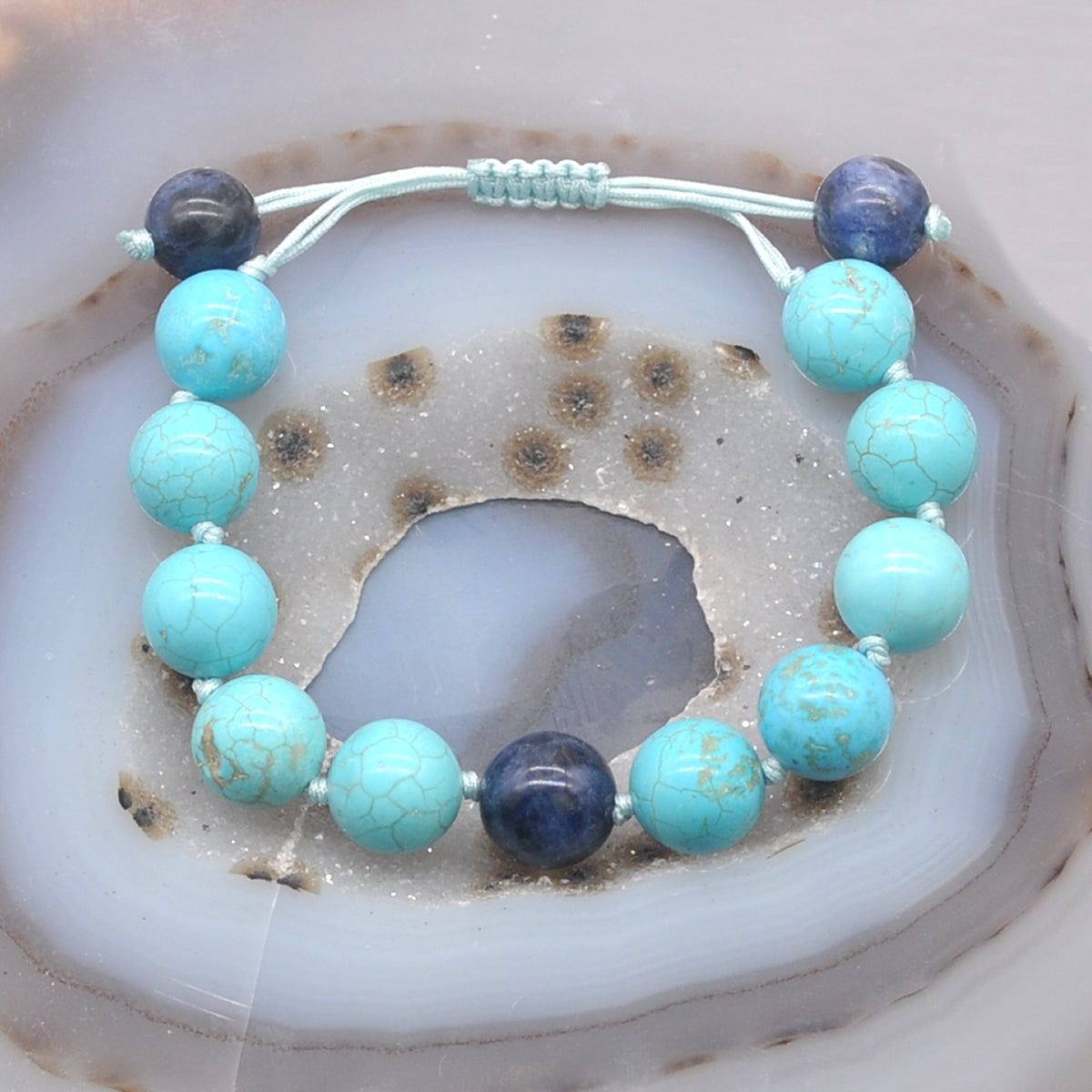 CGB374 Blue Howlite & Sodalite Adjustable Bracelet Round 12mm