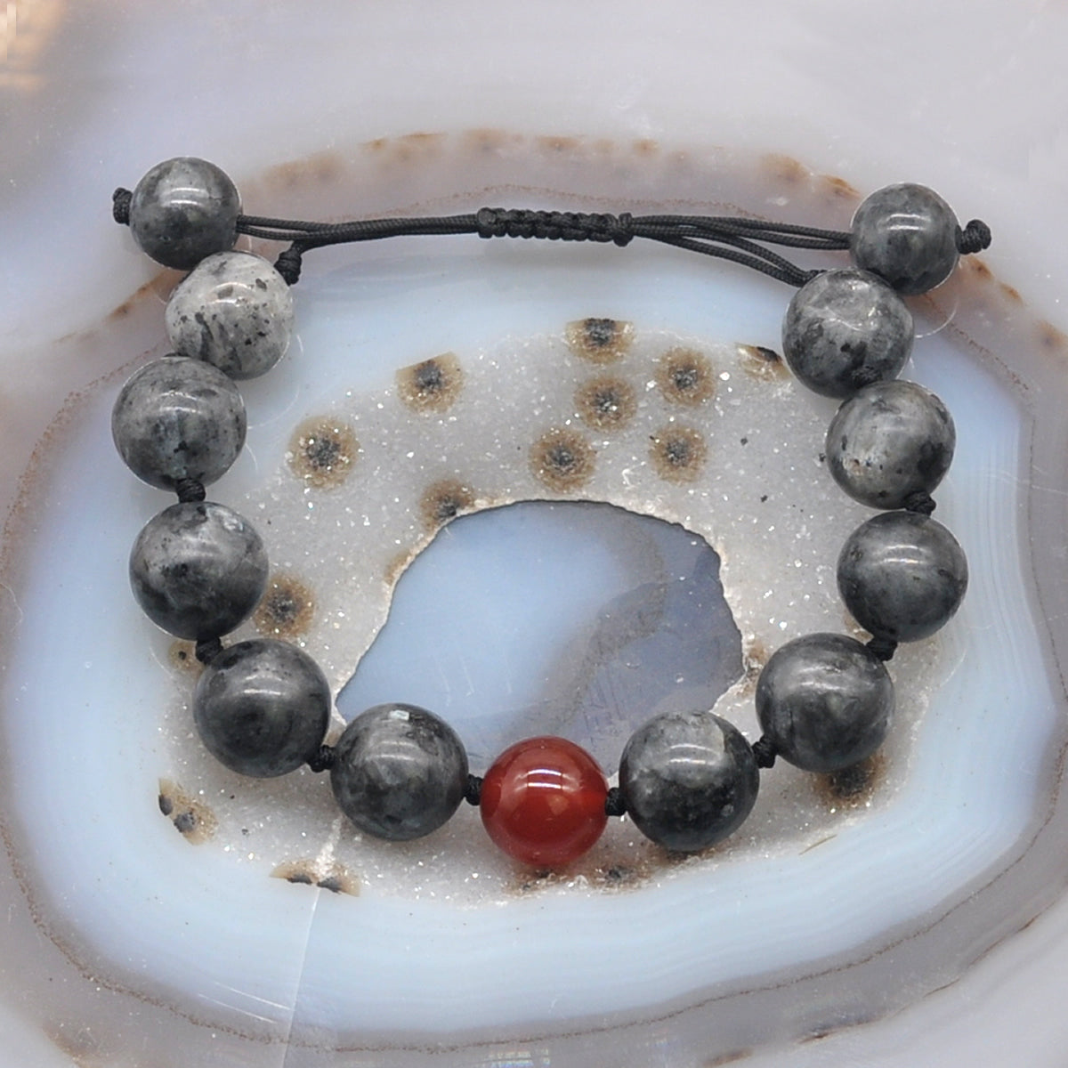 CGB532 Black Labradorite & Red Agate Adjustable Bracelet Round 12mm