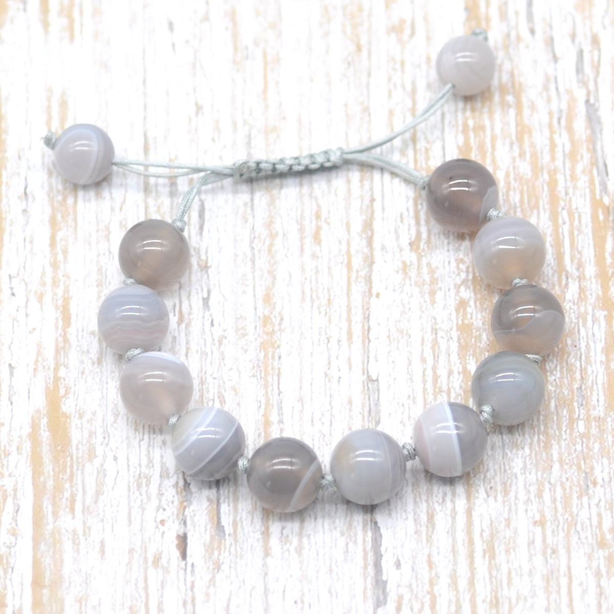 CGB640 Grey Banded Agate Adjustable Macrame Bracelet Round 12mm