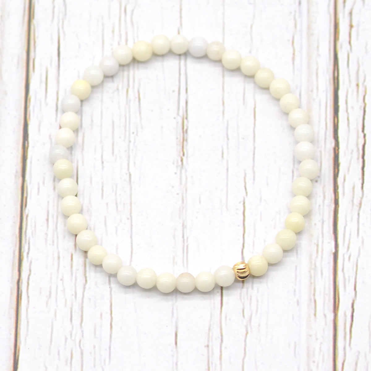 CGB739 Ivory Jade Beaded Stretch Bracelet Round 4mm