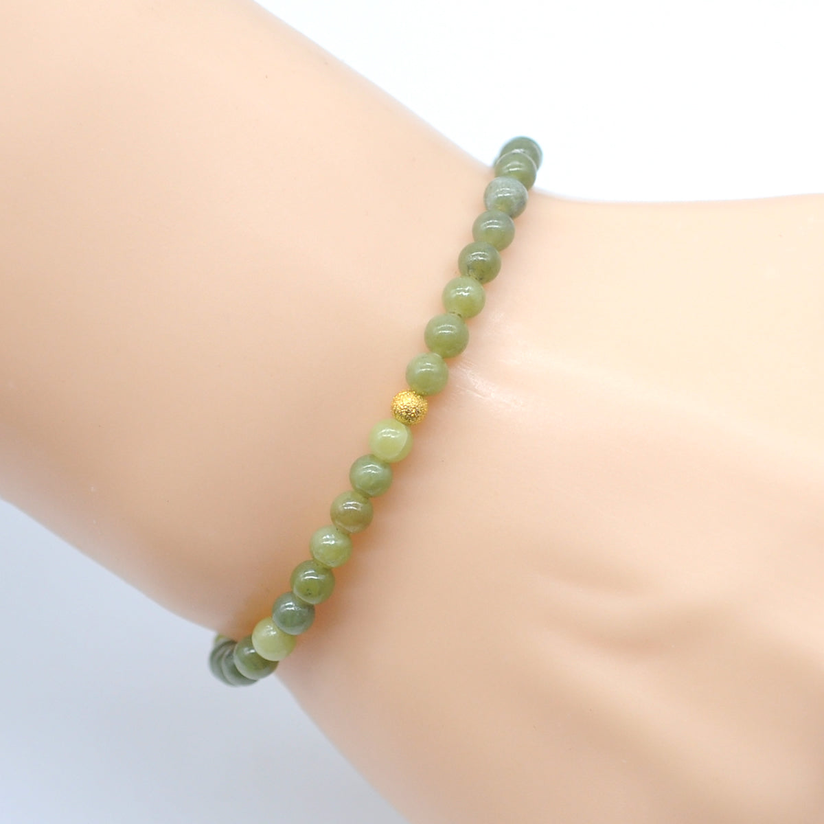 CGB743 Canadian Jade Beaded Stretch Bracelet Round 4mm