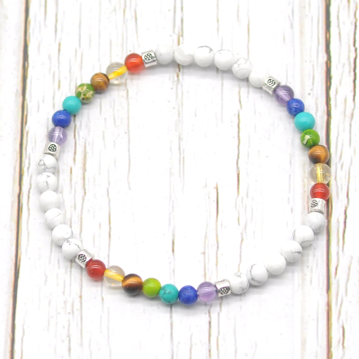 CGB967 White Howlite With 7 Chakra Stretch Bracelet Round 4mm