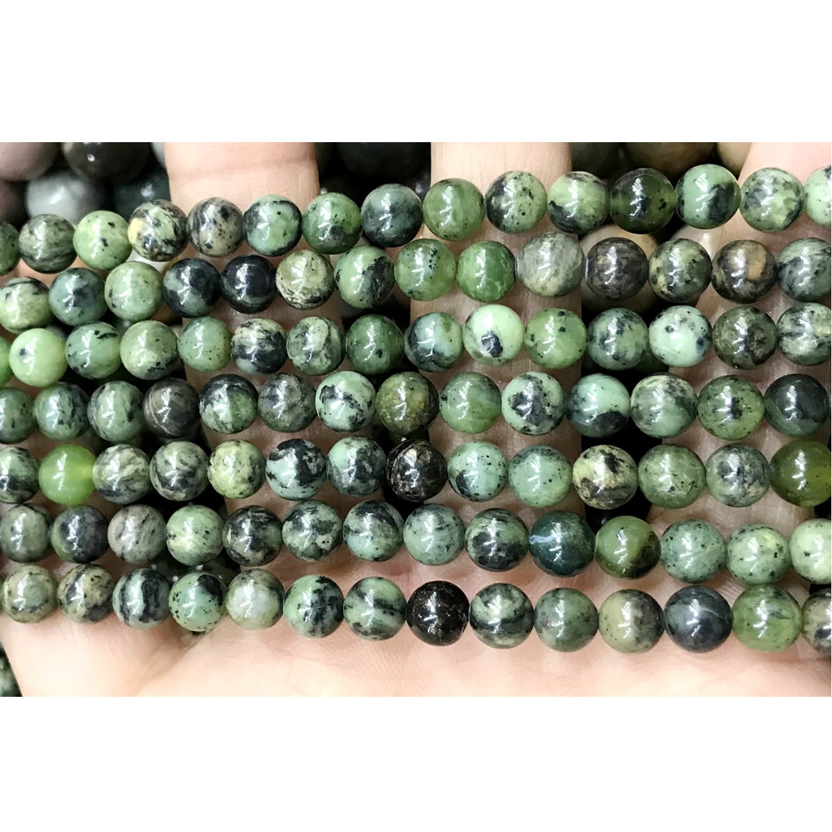 CJA170 Green Jade Beads Smooth Round 6mm 15" Strand