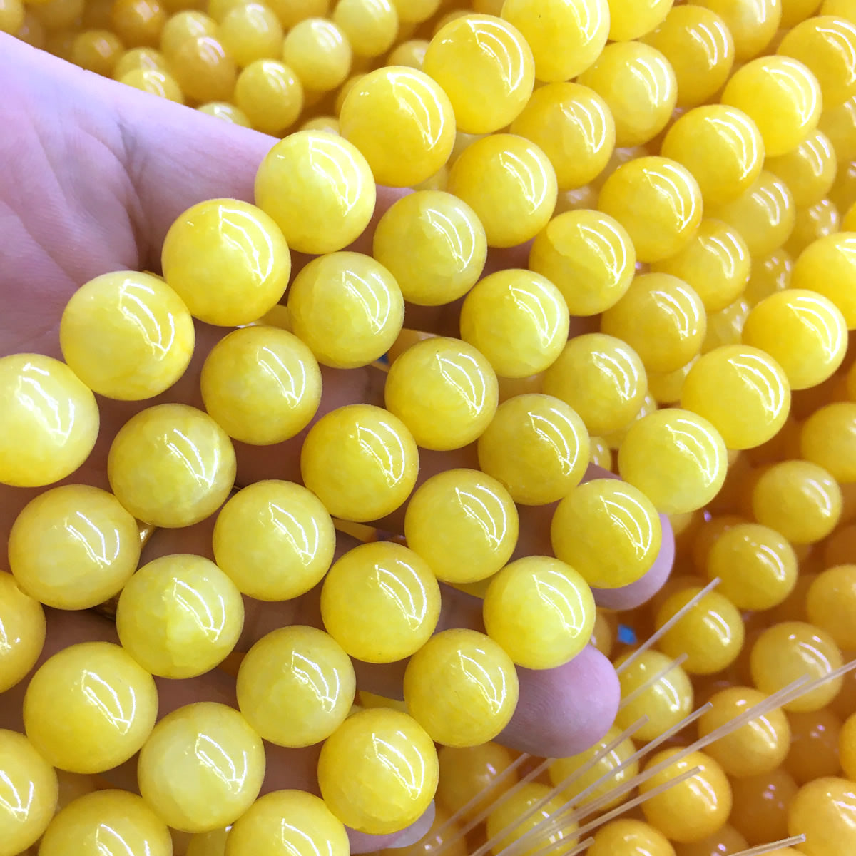 CJA188 Dyed Yellow Jade Beads Smooth Round 12mm 15" Strand