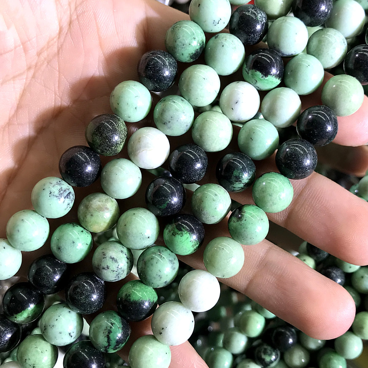 CJA223 Transvaal Jade Beads Smooth Round 10mm 15" Strand