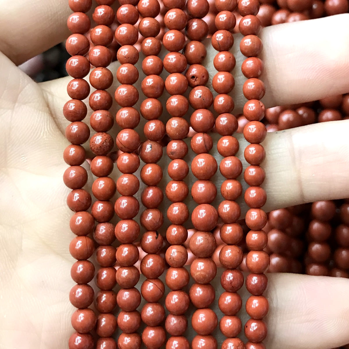 CJP465 Red Jasper Beads Smooth Round 4mm 15" Strand