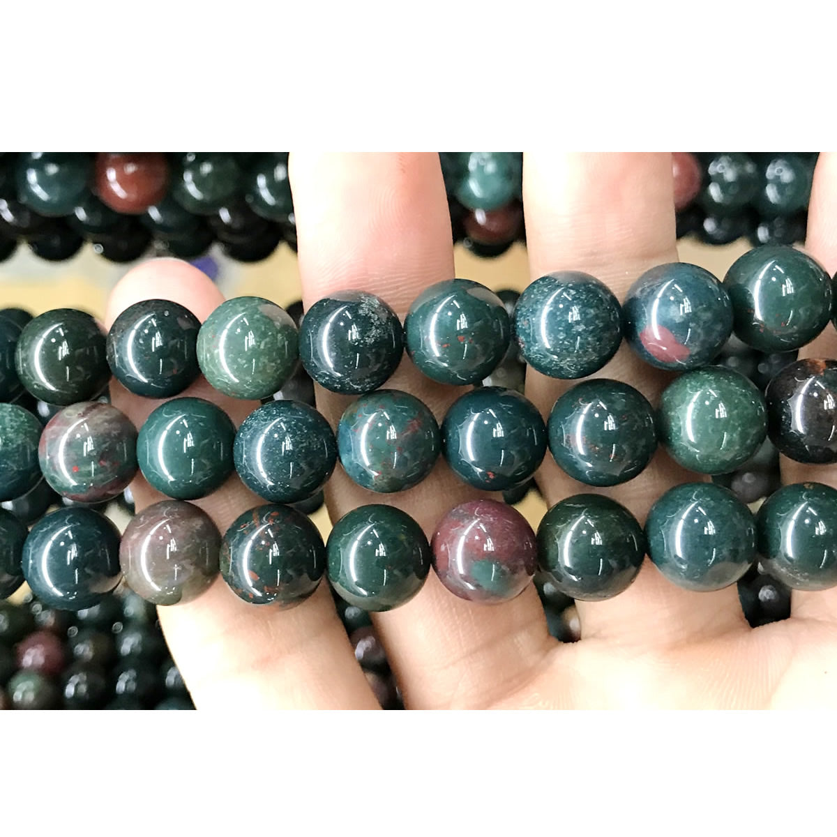 CJP529 Indian Bloodstone Jasper Beads Smooth Round 10mm 15" Strand