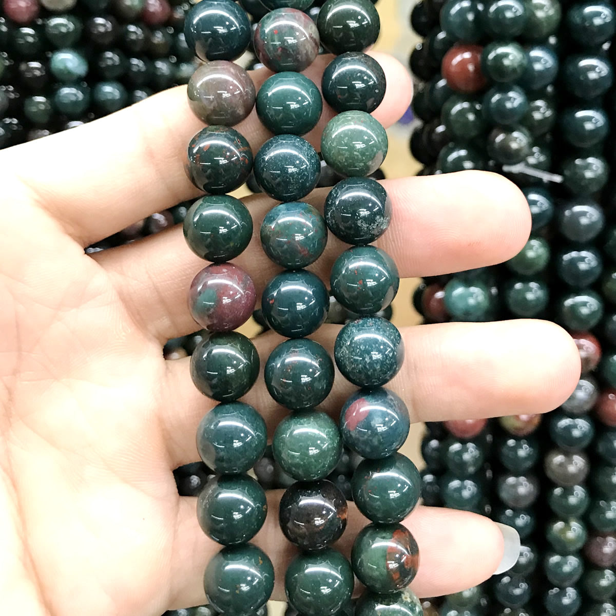 CJP529 Indian Bloodstone Jasper Beads Smooth Round 10mm 15" Strand