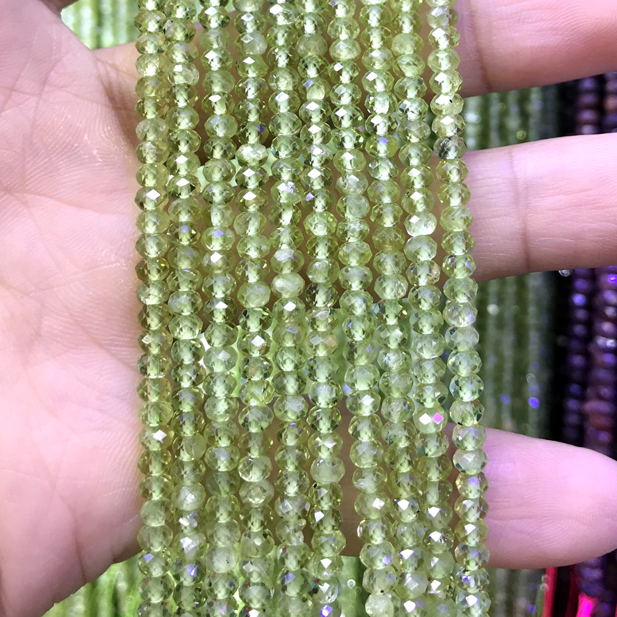 CRB39 Peridot Gemstone Beads Faceted Rondelle 2.5x4mm 15" Strand