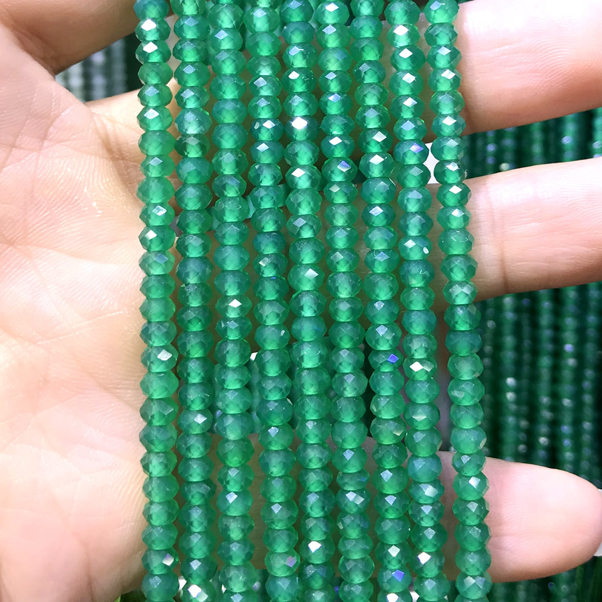 CRB57 Green Agate Beads Faceted Rondelle 2.5x4mm 15" Strand