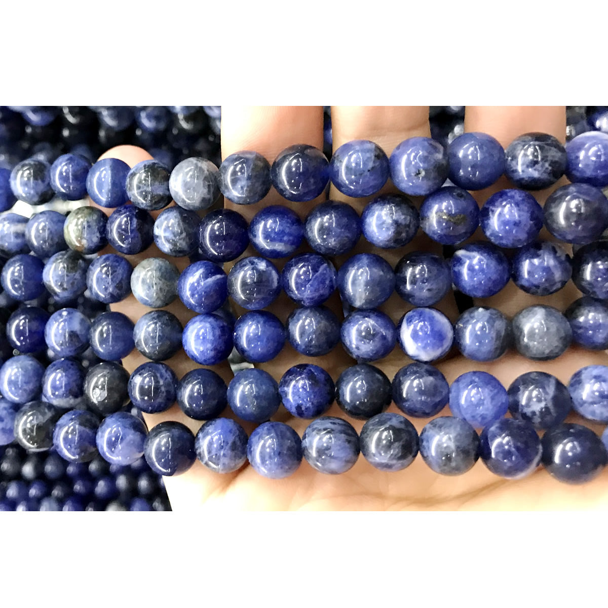 CSO27 Sodalite Gemstone Beads Smooth Round 8mm 15" Strand