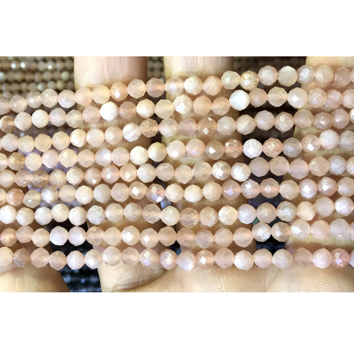 CTG302 Moonstone Gemstone Beads Faceted Round 4mm 15" Strand