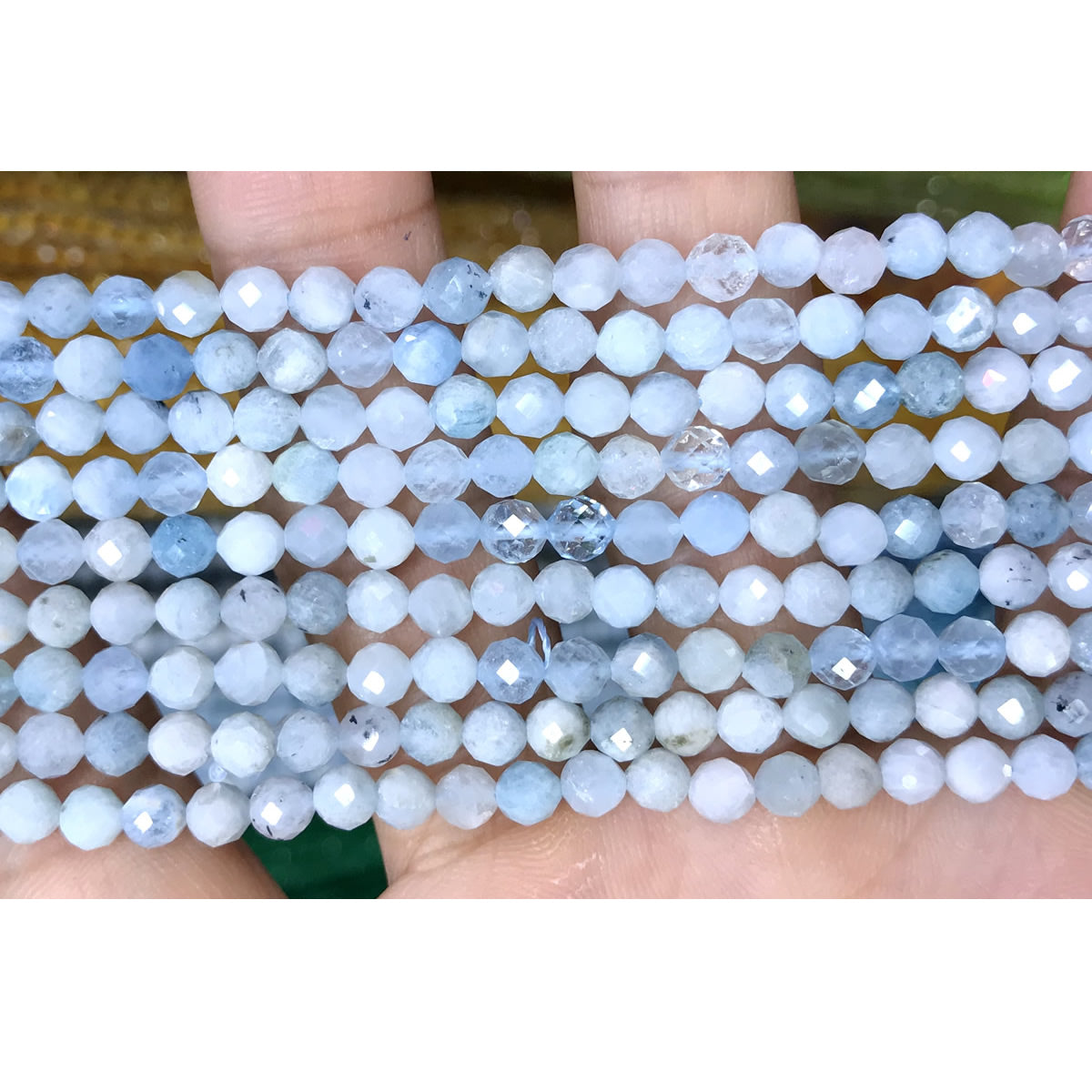 CTG305 Aquamarine Gemstone Beads Faceted Round 4mm 15" Strand