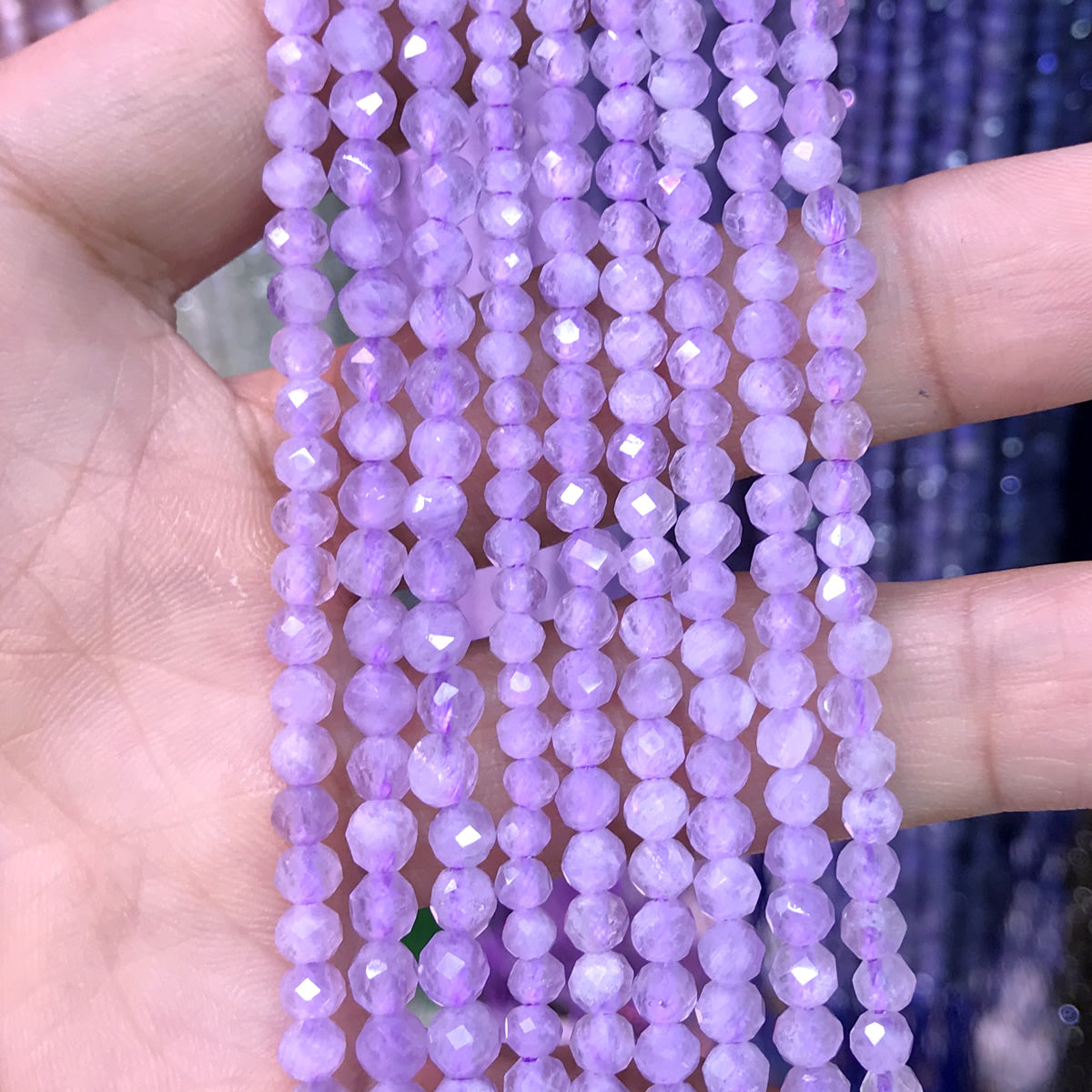 CTG309 Lavender Amethyst Beads Faceted Round 4mm 15" Strand