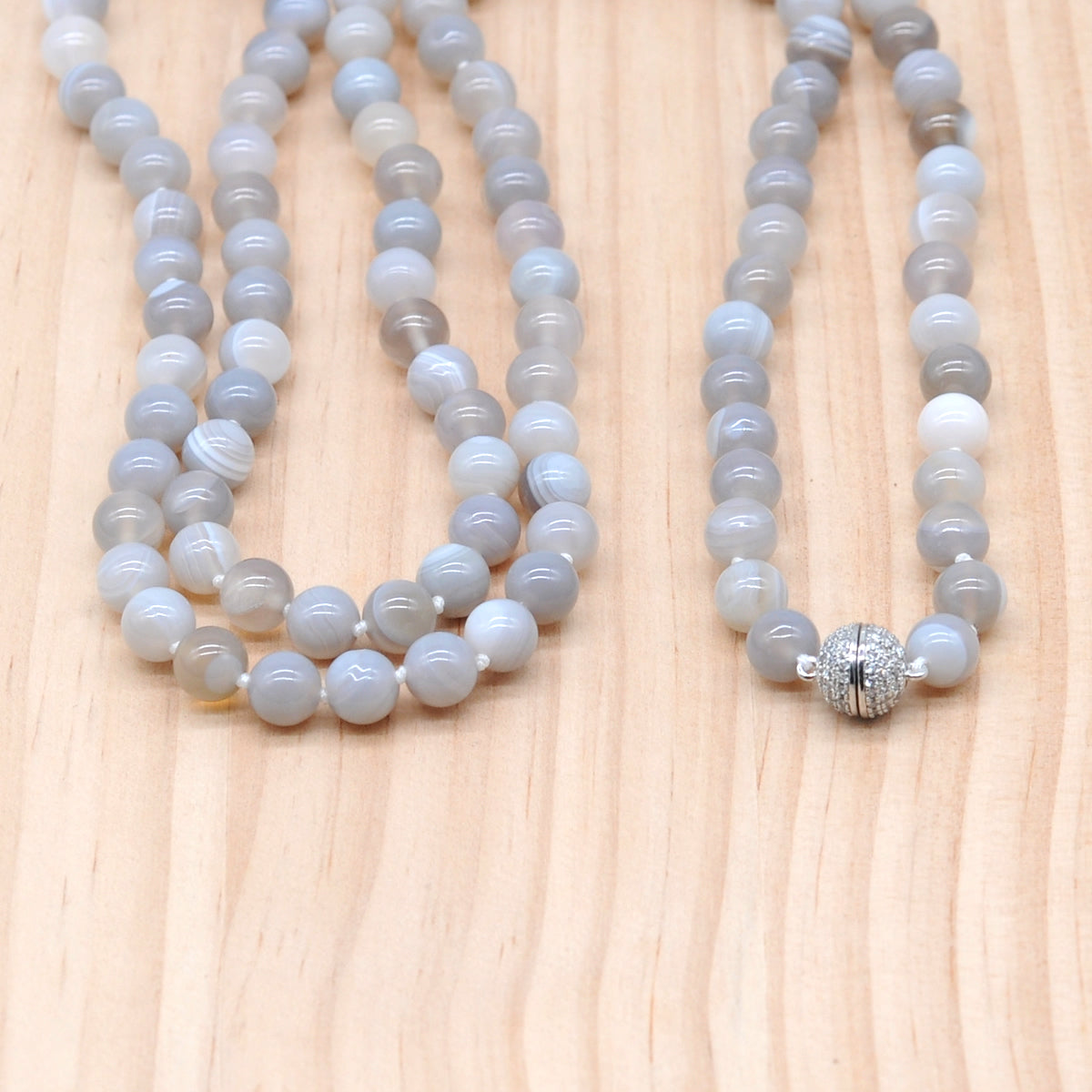 GMN253 Hand-Knotted Grey Banded Agate Beaded Necklace 8mm 10mm