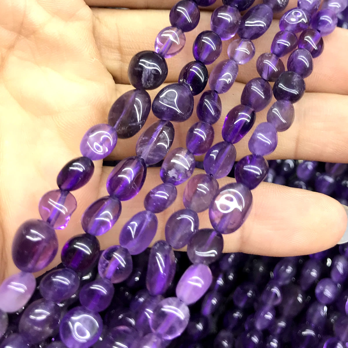 CNG04 Lavender Amethyst Beads Smooth Nugget 6x8mm 15" Strand