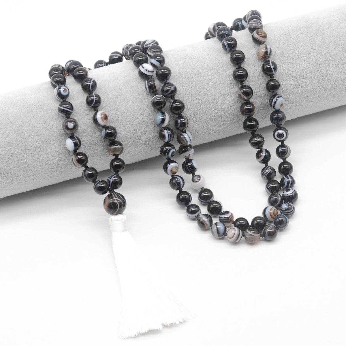 GMN125 Hand-Knotted Smooth Black Banded Agate 108 Beads Mala Necklace