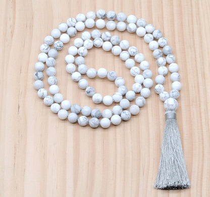 GMN138 Hand-Knotted Smooth White Howlite 108 Beads Mala Necklace