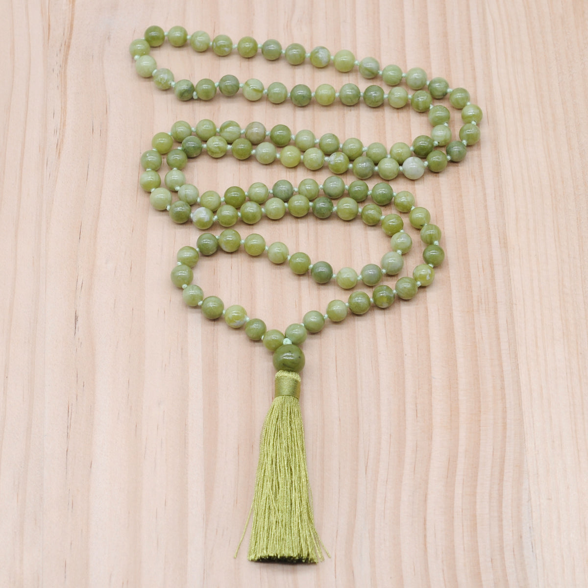 GMN162 Hand-Knotted Smooth China Jade 108 Beads Mala Necklace