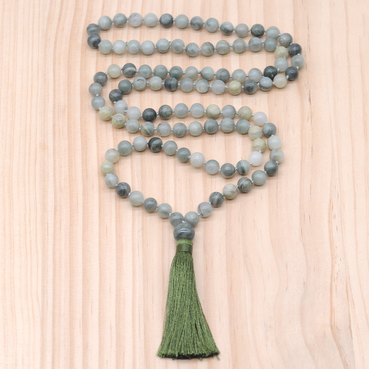 GMN187 Hand-Knotted Smooth Seaweed Quartz 108 Beads Mala Necklace